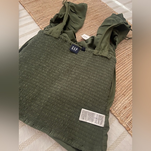 Gap Rouched Top -NWT - Picture 6 of 8